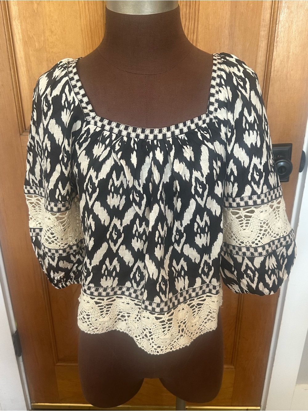 Christian Siriano Black and Cream Ikat Crochet-Trim Peasant Blouse